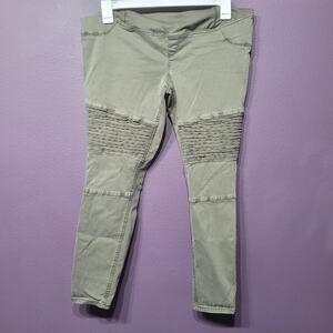 Target maternity green moto straight leg full panel pants size 8